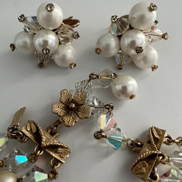 Vintage Vendome 3 Strand Faux Pearl AB Crystal Gold Filigree Necklace Earrings - Picture 9 of 15